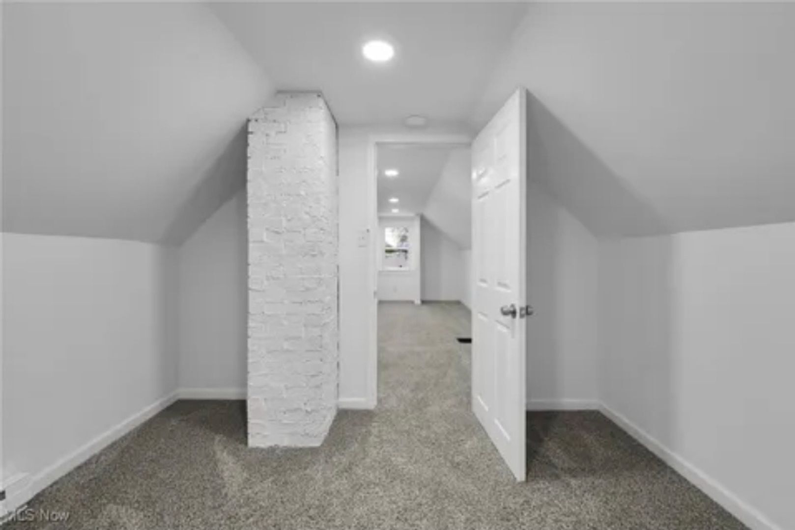 Building Photo - 1504 14th St SE