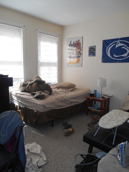 Building Photo - 14 Lorraine Ter