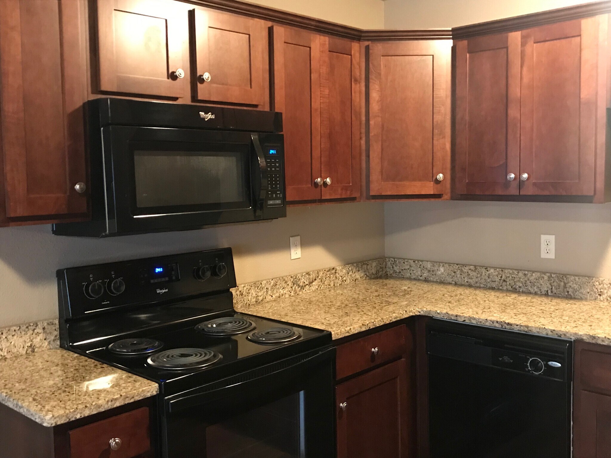 Building Photo - 3181 W Sexton St