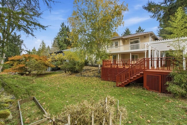 Building Photo - Charming Home in the Heart of Gig Harbor