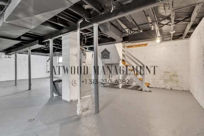 Building Photo - This beautifully updated 3-bedroom, 1-bath single-family home is ready for move-in!