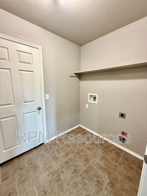 Building Photo - 2816 Cider Mill Ln