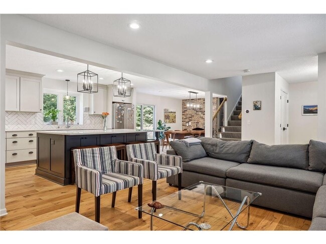 Building Photo - 18620 26th Ave N