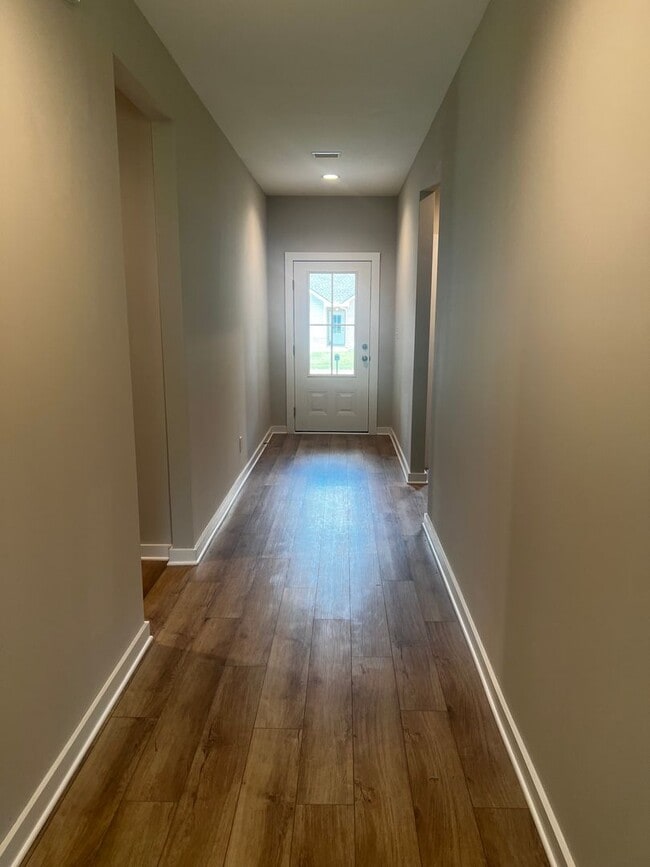 Building Photo - Home for Rent in Bay Minette, AL!! Availab...