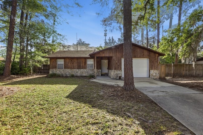 Building Photo - Location, location, location!