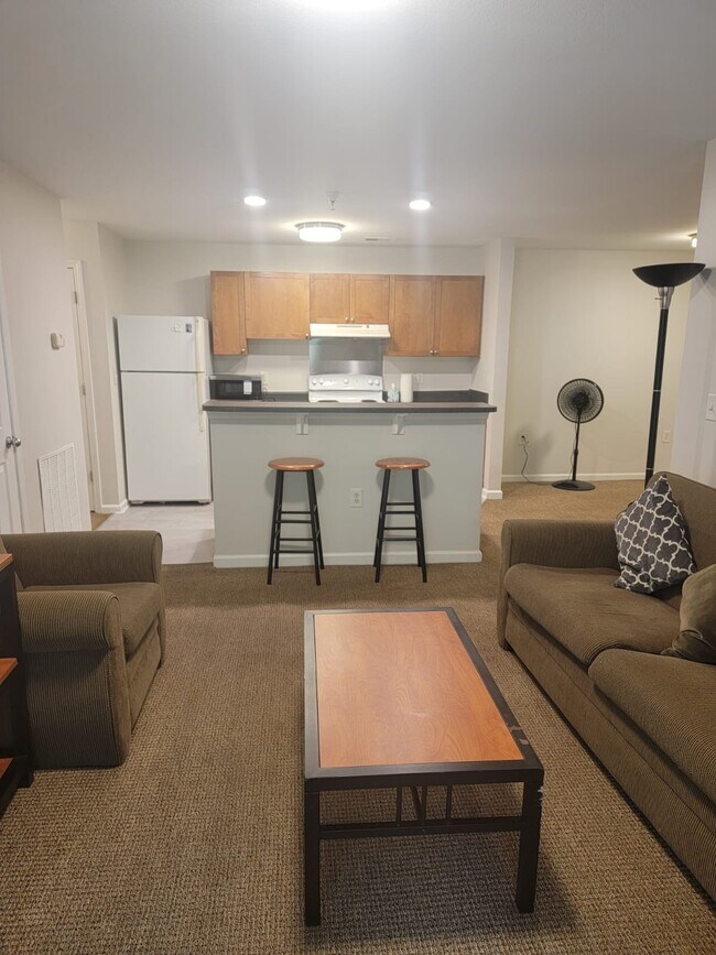 Building Photo - Eagles Landing-Condo