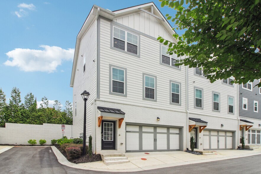 Building Photo - 1197 Fallaw Ln