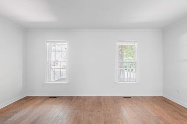 Building Photo - Great Home for Rent in the Lucks Lane Corr...