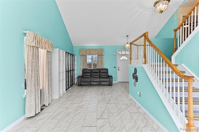 Building Photo - 30575 Hogan Ln