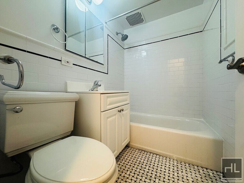 Building Photo - East 91st Street