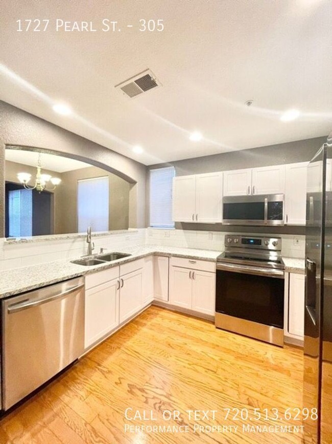 Building Photo - 2-Bedroom, 2-Bath Condo in Uptown with Dow...