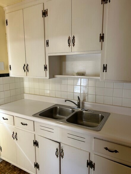 Building Photo - 16319 Greyton Rd