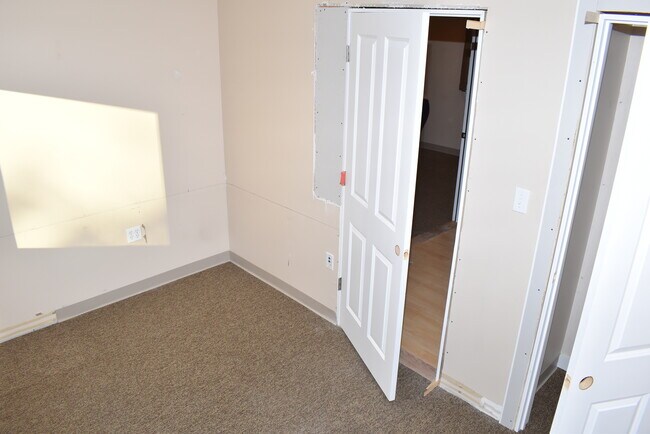 Building Photo - 72 Campbell Mill Rd