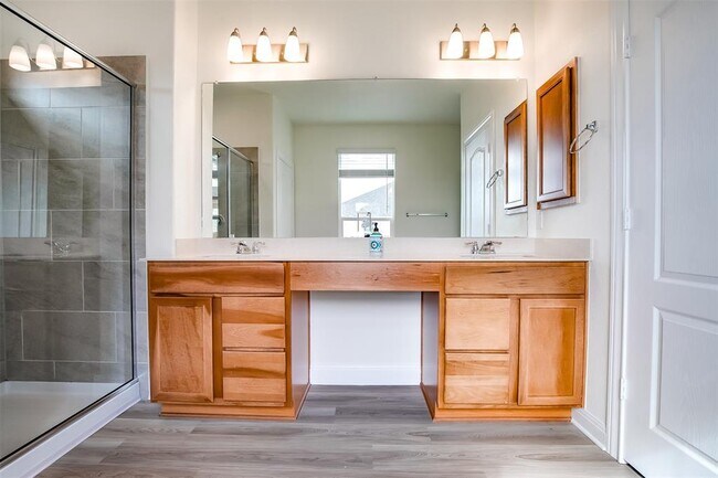 Building Photo - 3722 Apulia Ln