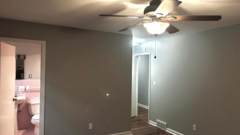 Building Photo - 2549 Glenmary Ave