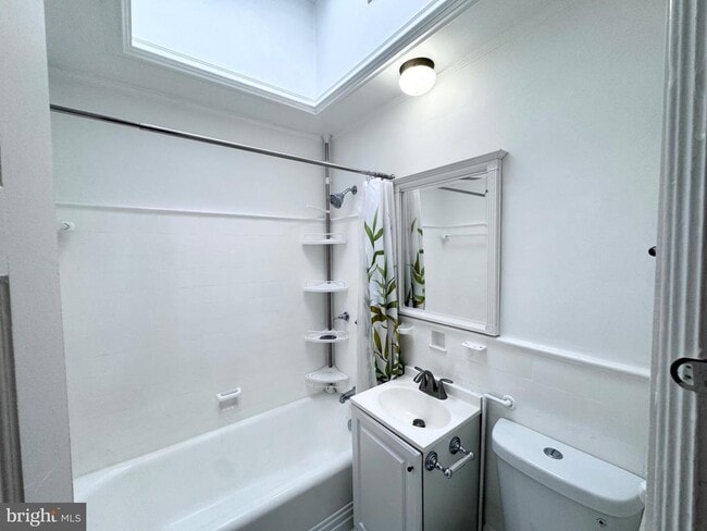 Building Photo - 4417 Volta Pl NW