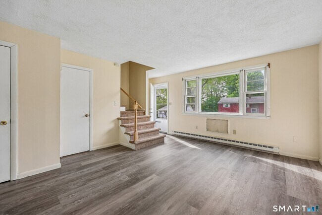 Building Photo - 54 Buckridge Rd