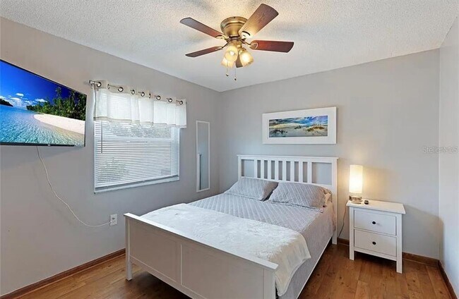 Building Photo - 7316 Caladesia Dr