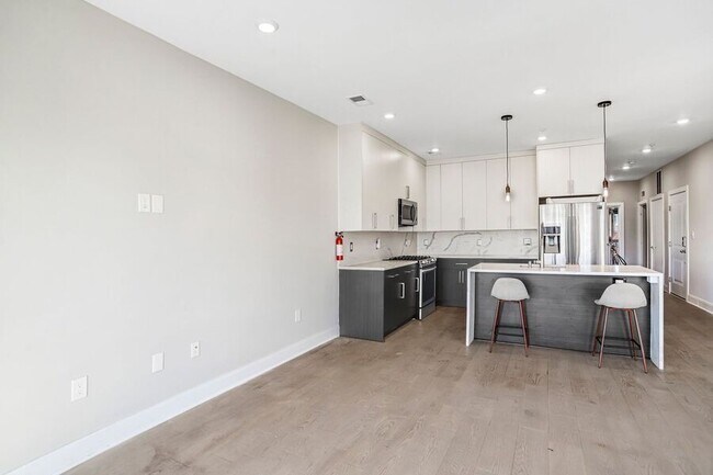 Building Photo - 2812 Georgia Ave NW