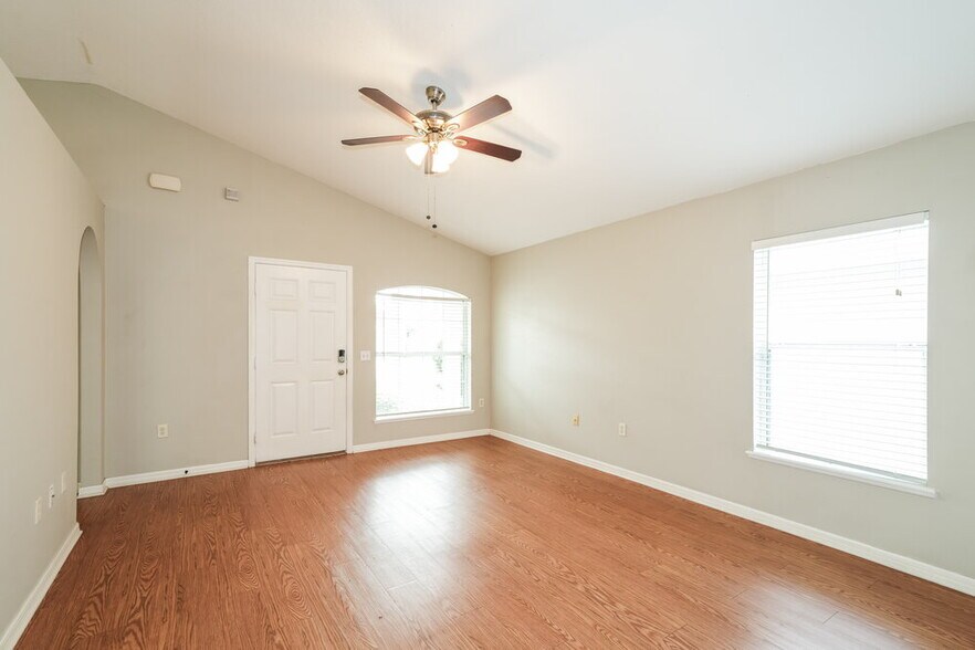 Building Photo - 3457 Bellericay Ln