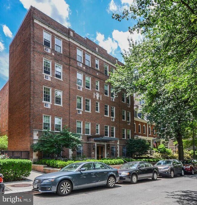 Building Photo - 2010 Kalorama Rd NW