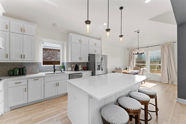 Building Photo - 1360 Chisos Wy