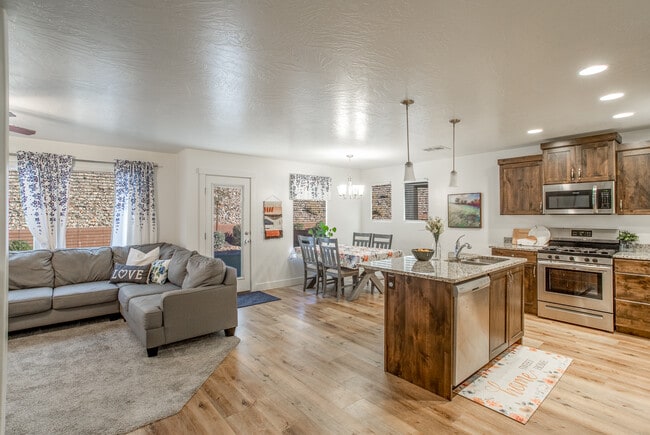 Main Level - 6119 S Zelda Dr