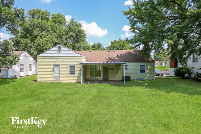 Building Photo - 8405 E 47th St