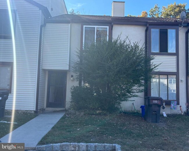 Primary Photo - 2404 Bayberry Ct