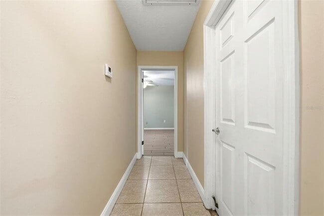 Building Photo - 12311 N Putney Ct