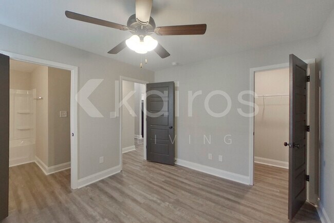 Building Photo - 104 Allentown Ct