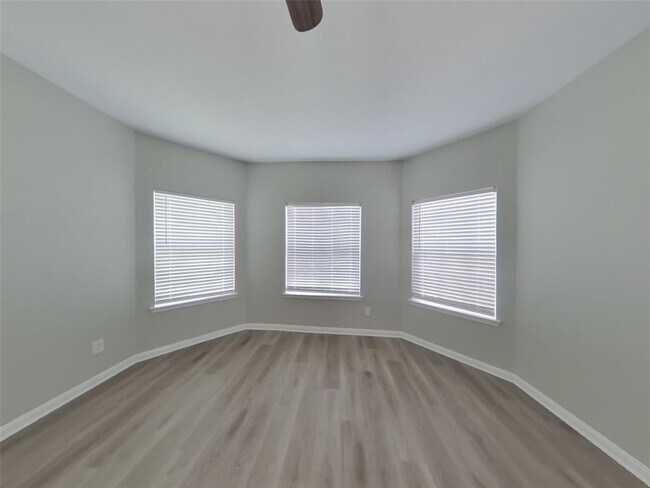 Building Photo - 20526 Freedom River Dr