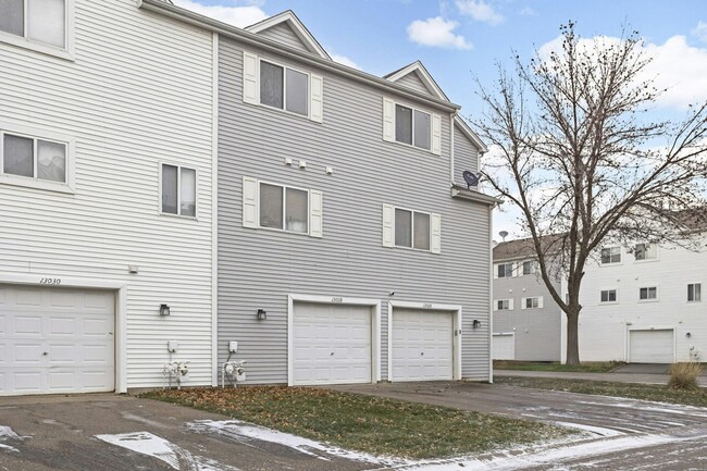 Building Photo - 13028 Durum Ct