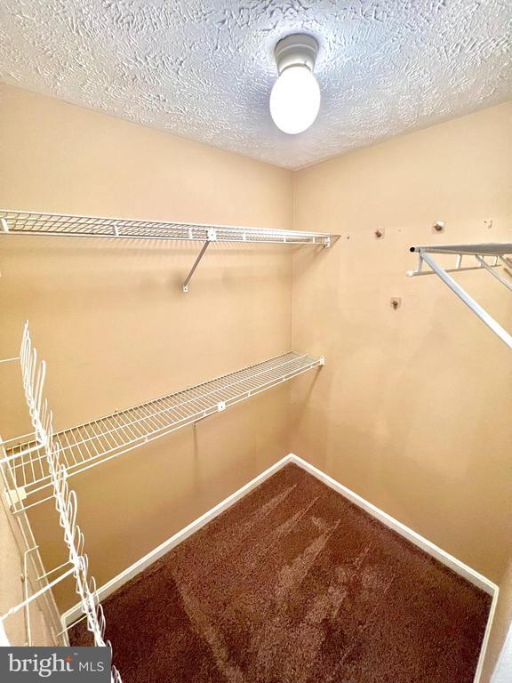 Building Photo - 4306 Lord Fairfax Ct