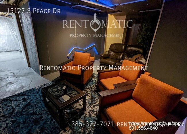 Building Photo - 15127 Peace Dr