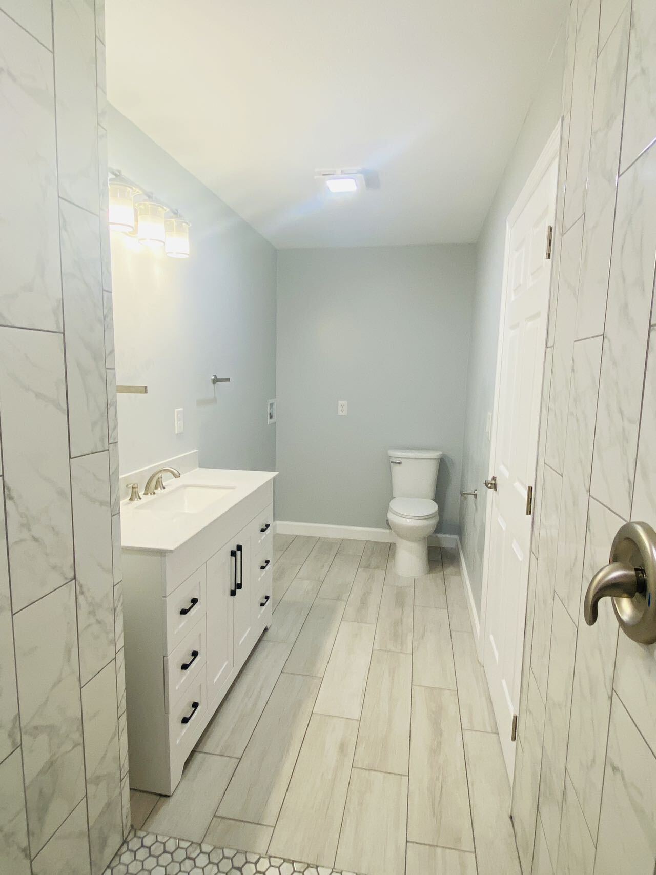 Building Photo - 628 Hills Blvd