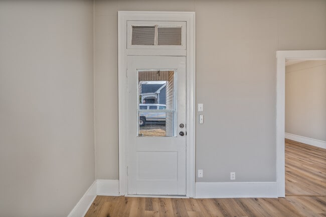 Building Photo - 319 Montague St