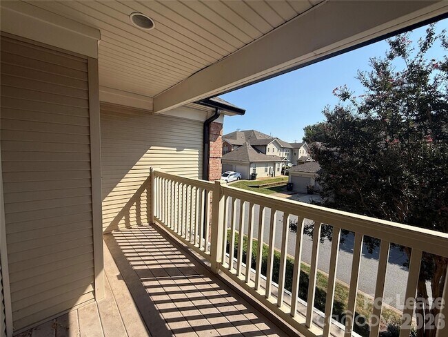 Building Photo - 7333 Michaels Landing Dr