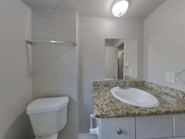 Building Photo - 23107 Earlmist Dr