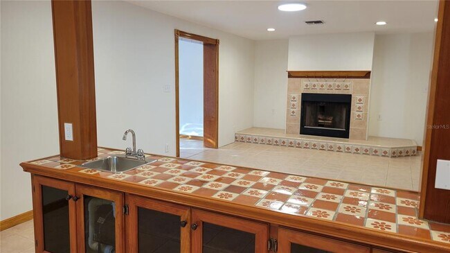 Building Photo - 5847 Venisota Rd