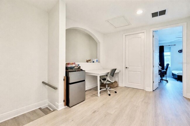 Building Photo - 8458 Kelsall Dr