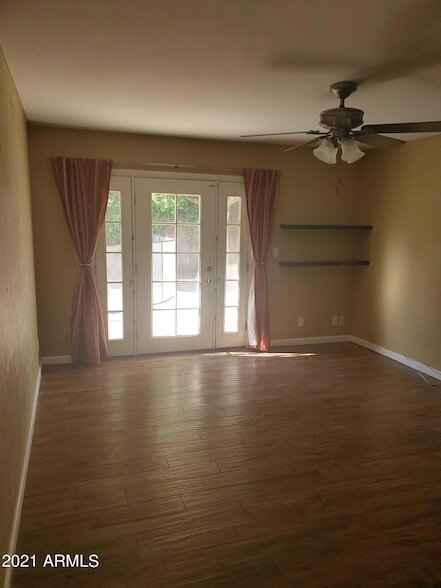 Building Photo - 5332 N 82nd St