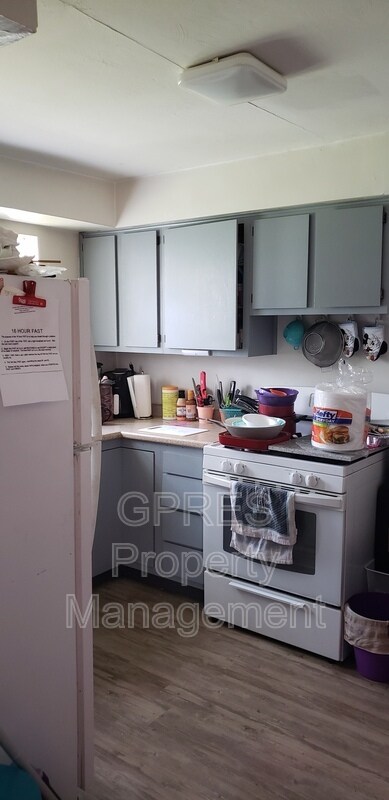 Building Photo - 1403 Spruce St