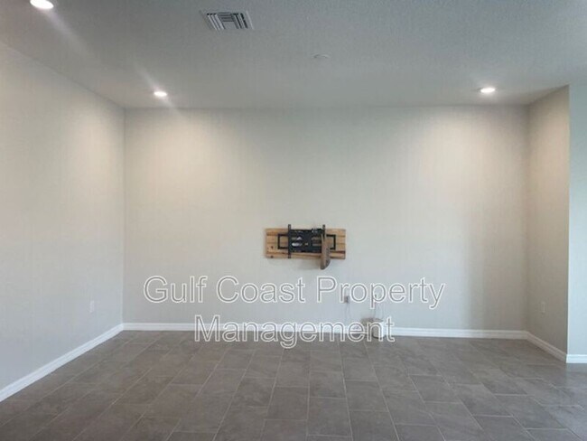 Building Photo - 2207 Midnight Pearl Dr