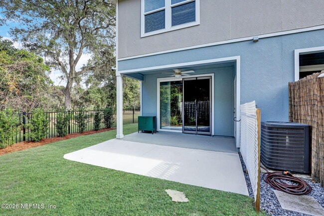 Building Photo - 156 Whispering Brk Dr