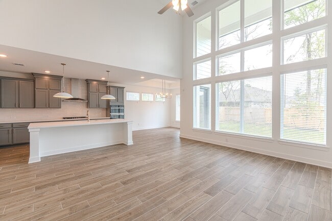 Building Photo - 215 Warbler Song Dr