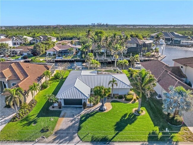 Building Photo - 6822 Griffin Blvd