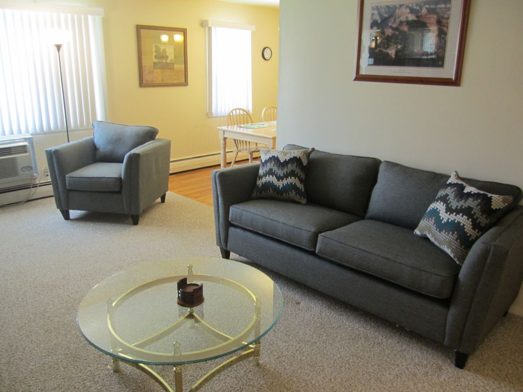 Building Photo - 276 Regency Park Dr