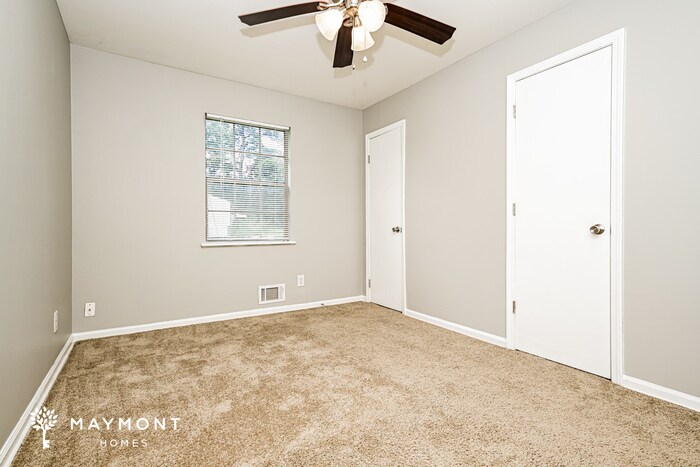 Building Photo - 218 Ridge Trail