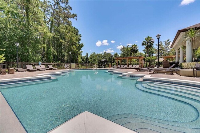 Building Photo - Beautiful 1/1 Wood Floors Condo for Rent c...